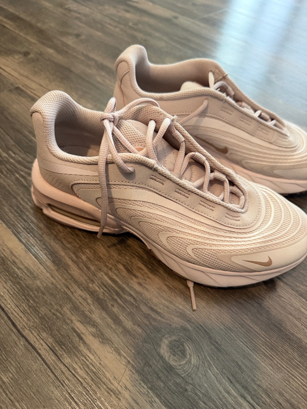 Nike Pink Air Max- Size 8.5.  Excellent Condition